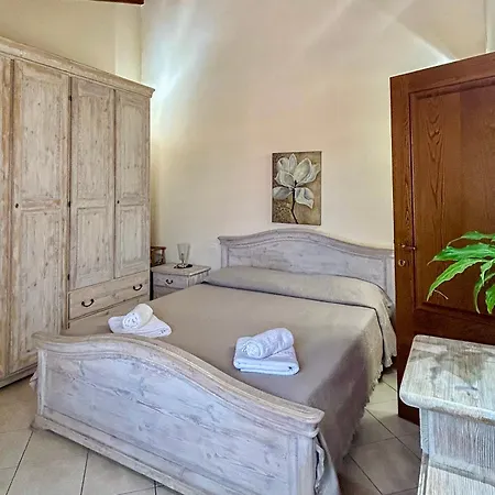 Countryside Flat, Corte Del Barone. Breakfast In. Διαμέρισμα *